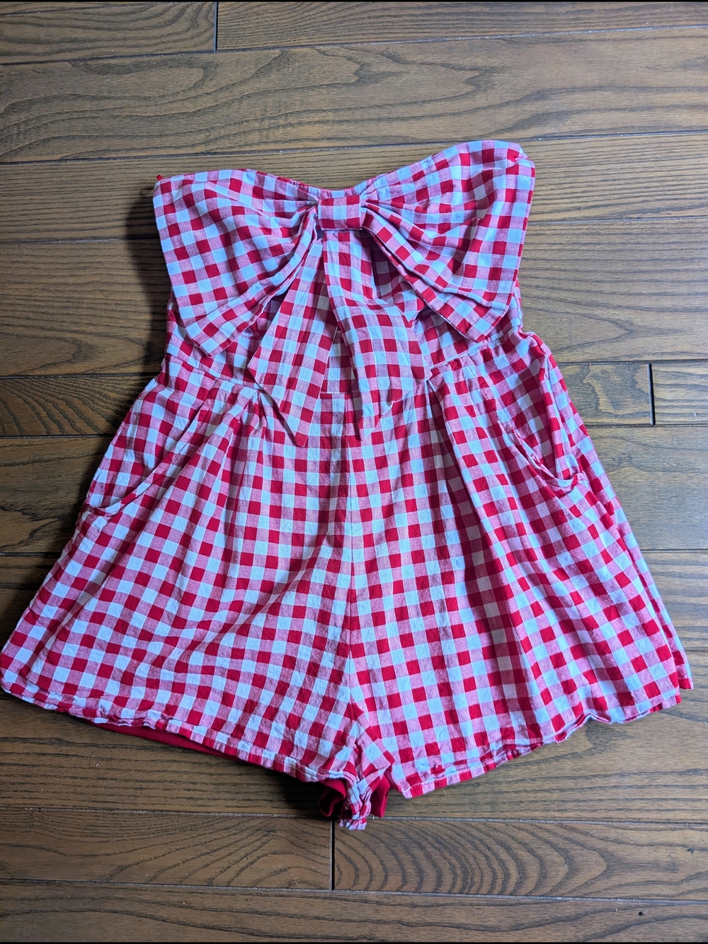 Francesca's Collections Red & White Gingham Strapless Romper